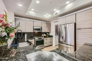 Photo #5: 6693750 Listing