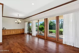 Photo #4: 6693927 Listing 