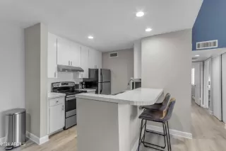 Photo #1: 6694499 Listing