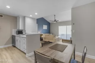 Photo #2: 6694499 Listing