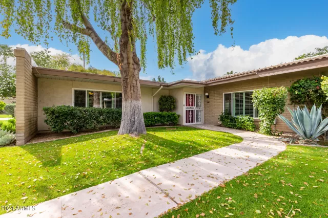 MLS: 6694524 Condo For Sale