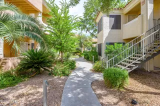 Photo #2: 6694587 Listing 