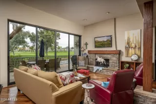 Photo #4: 6694834 Listing