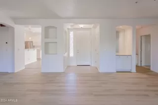 Photo #3: 6694970 Listing 