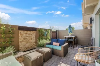 Photo #4: 6695113 Listing