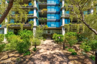 Photo #2: 6695174 Listing