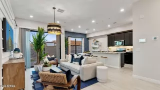 Photo #4: 6695203 Listing 
