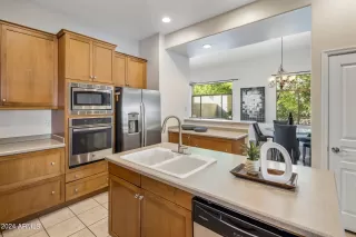 Photo #5: 6695374 Listing 