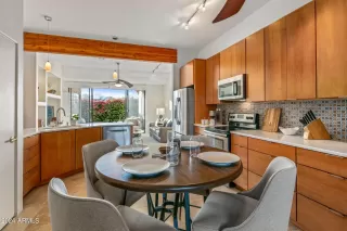 Photo #1: 6695512 Listing