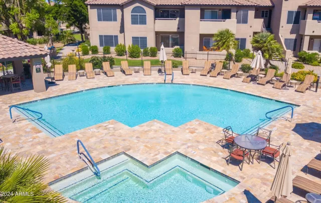 MLS: 6695689 Condo For Sale