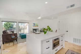 Photo #5: 6695830 Listing 