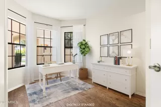 Photo #2: 6695844 Listing