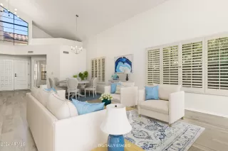 Photo #4: 6695844 Listing