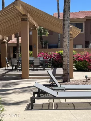 Photo #3: 6695855 Listing 