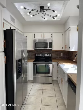 Photo #4: 6695855 Listing 