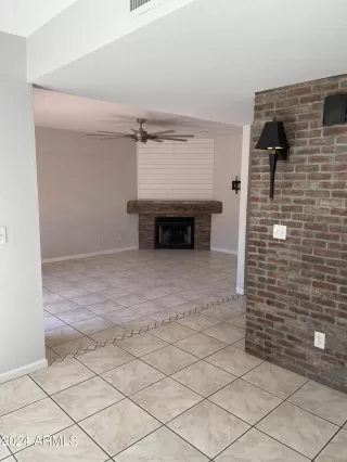 Photo #5: 6695855 Listing 