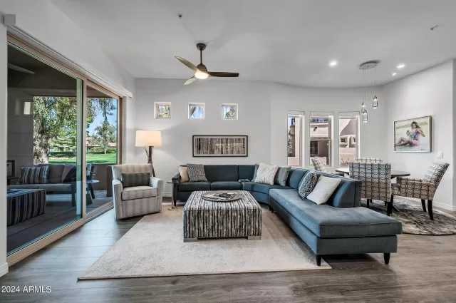 MLS: 6695911 Condo For Sale