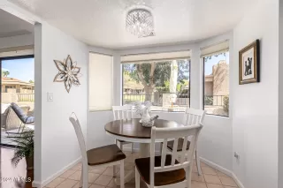 Photo #2: 6696125 Listing