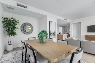 Photo #4: 6696138 Listing