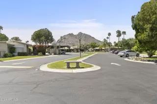 Photo #6: 6696455 Listing 