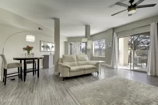 Photo #2: 6696499 Listing