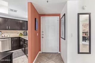 Photo #2: 6696678 Listing