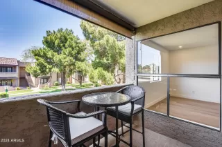 Photo #2: 6696750 Listing