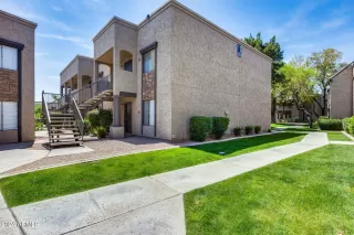 Photo #4: 6696750 Listing