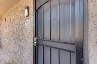 Photo #6: 6696750 Listing