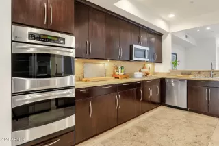 Photo #4: 6696785 Listing