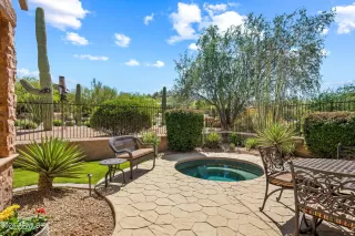 Photo #6: 6696862 Listing 