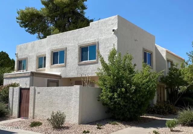 MLS: 6697030 Condo For Sale