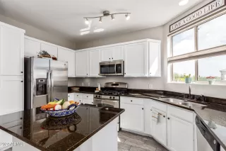 Photo #1: 6697181 Listing 