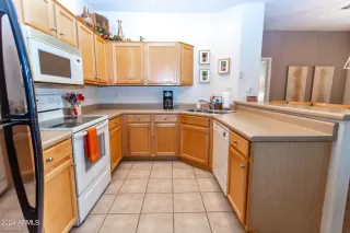 Photo #4: 6697202 Listing