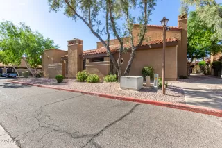 Photo #2: 6697319 Listing