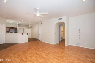 Photo #3: 6697402 Listing