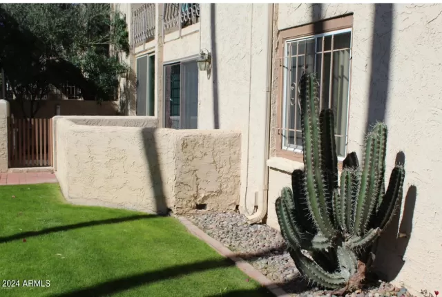 MLS: 6697492 Condo For Sale
