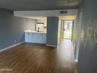 Photo #2: 6697492 Listing