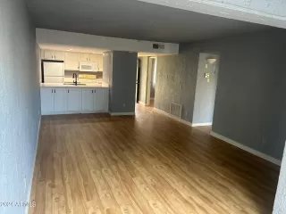 Photo #3: 6697492 Listing