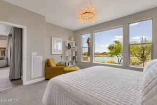 Photo #4: 6697547 Listing