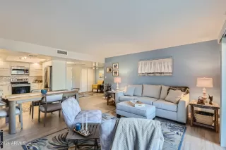 Photo #5: 6697914 Listing 