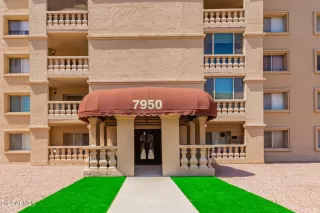 Photo #3: 6697954 Listing 