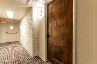 Photo #5: 6697954 Listing 