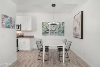 Photo #6: 6697972 Listing 