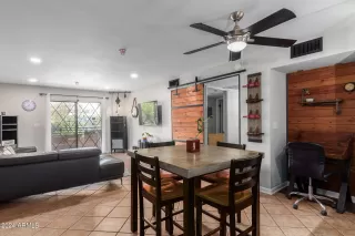 Photo #6: 6698137 Listing 