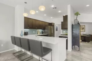 Photo #2: 6698547 Listing