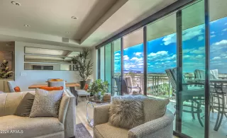 Photo #3: 6698635 Listing