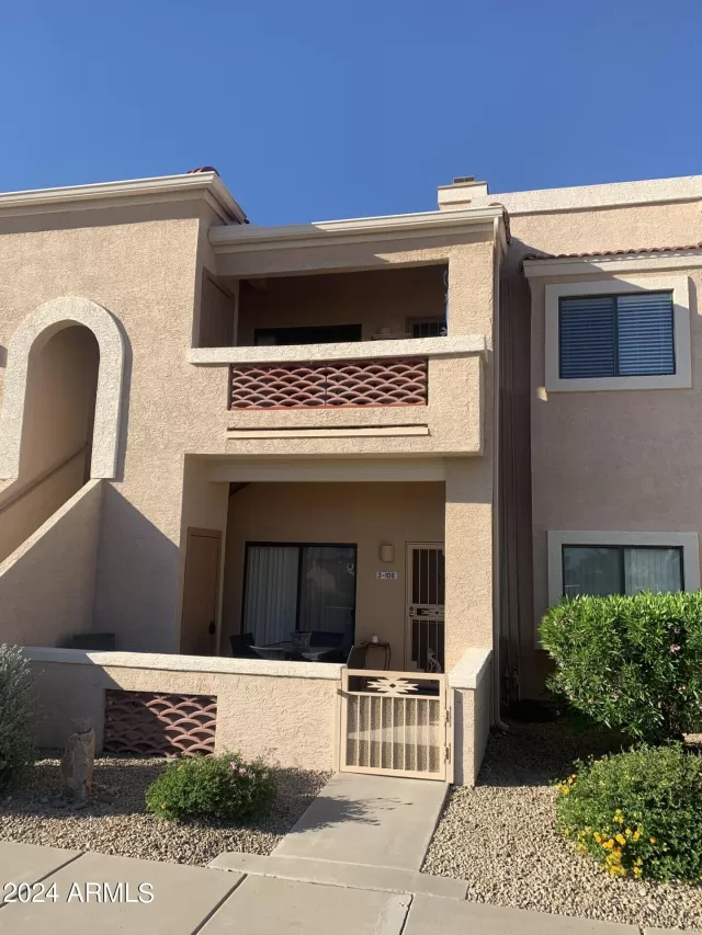 MLS: 6698713 Condo For Sale