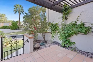 Photo #2: 6698860 Listing 