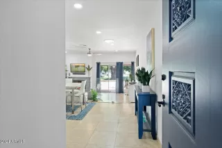 Photo #4: 6698860 Listing 